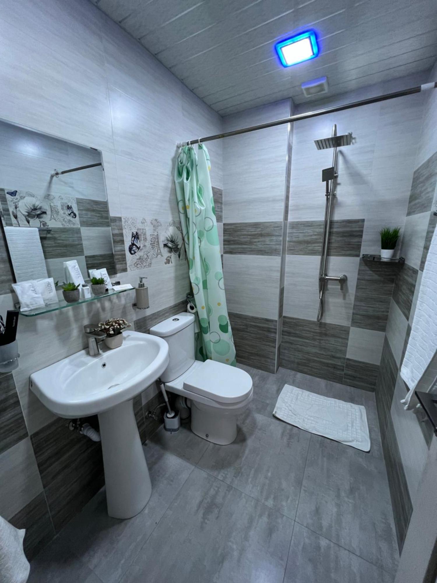 Cosy Apartment With Good Location Self Check In Jerevan Exteriér fotografie